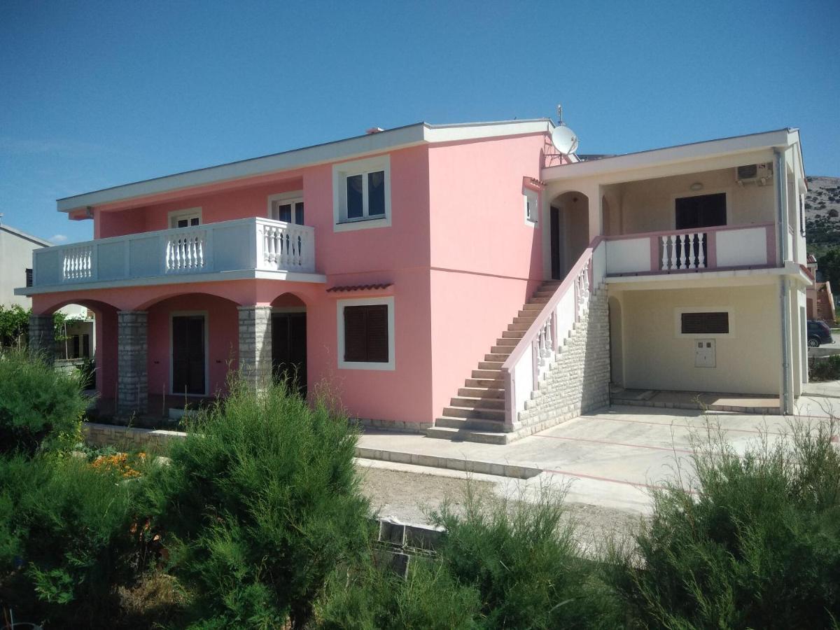 Apartmani Peko Pag Town Buitenkant foto