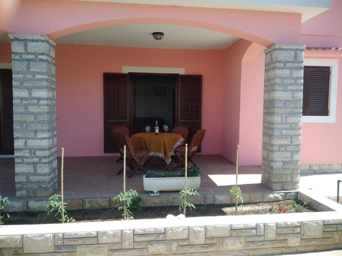 Apartmani Peko Pag Town Buitenkant foto