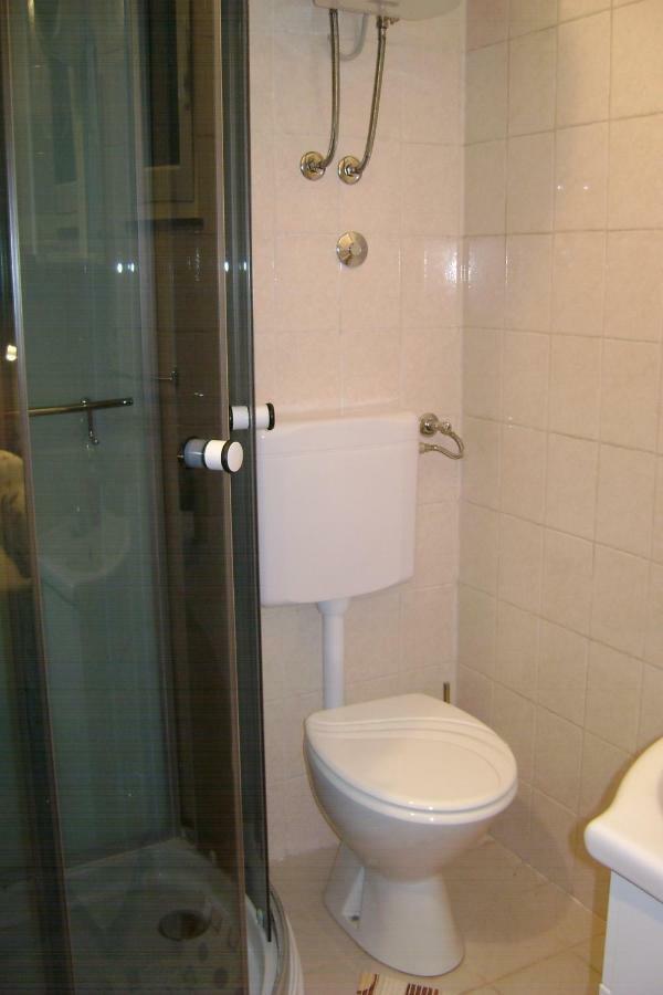 Apartmani Peko Pag Town Buitenkant foto